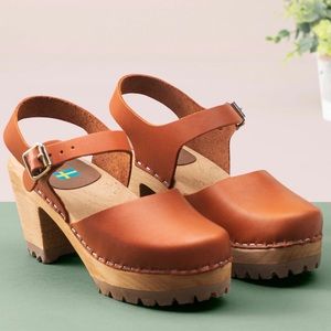 Mia Abba Clog